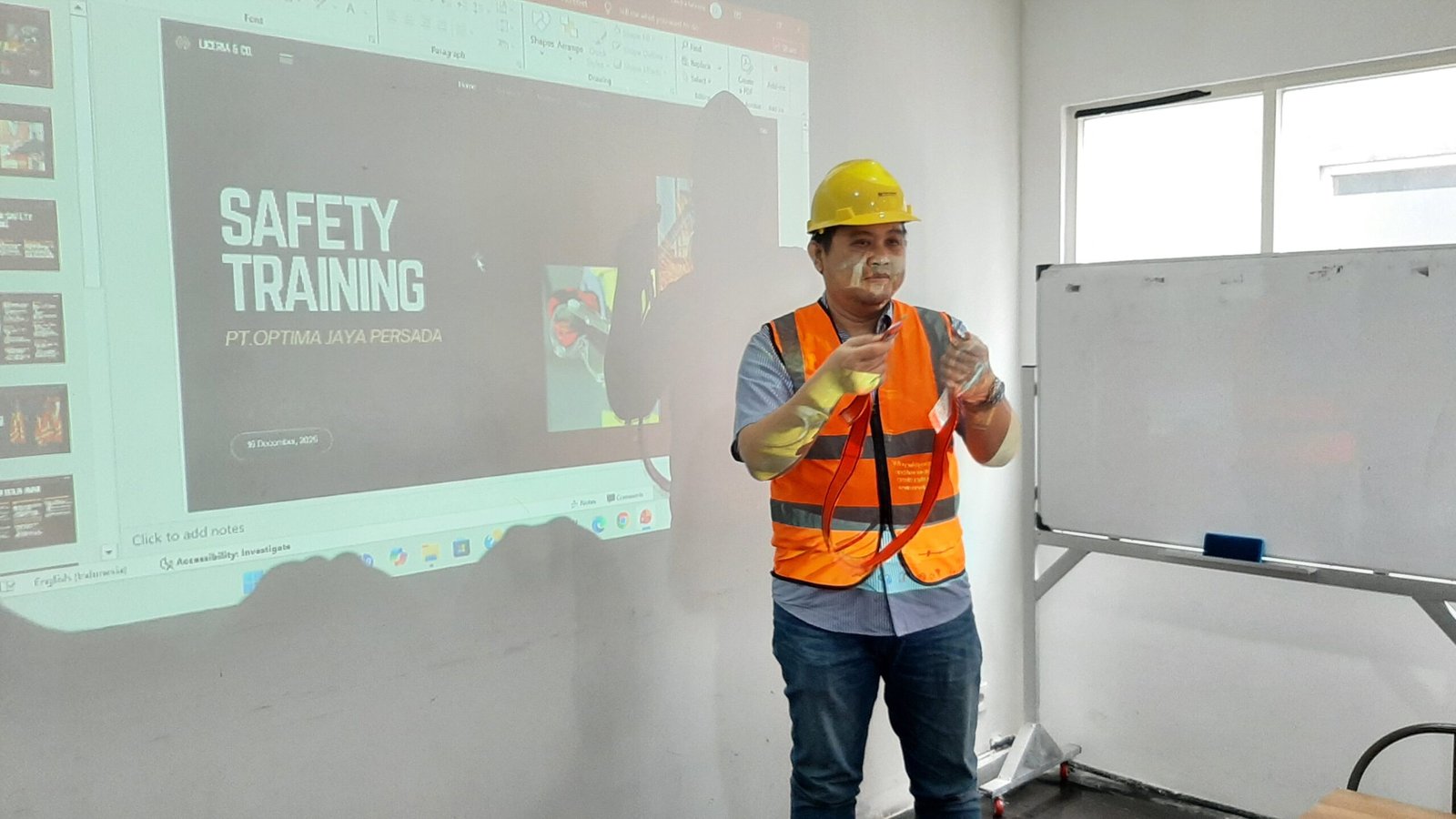 PT. Optima Jaya Persada holds K3 training.